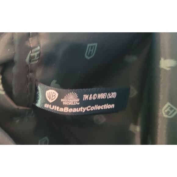 Wizarding World Harry Potter Slytherin zip pouch change purse Case ULTA - Picture 7 of 7